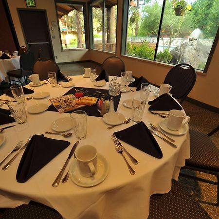 Shilo Inn Suites Hotel - Bend Restaurace fotografie
