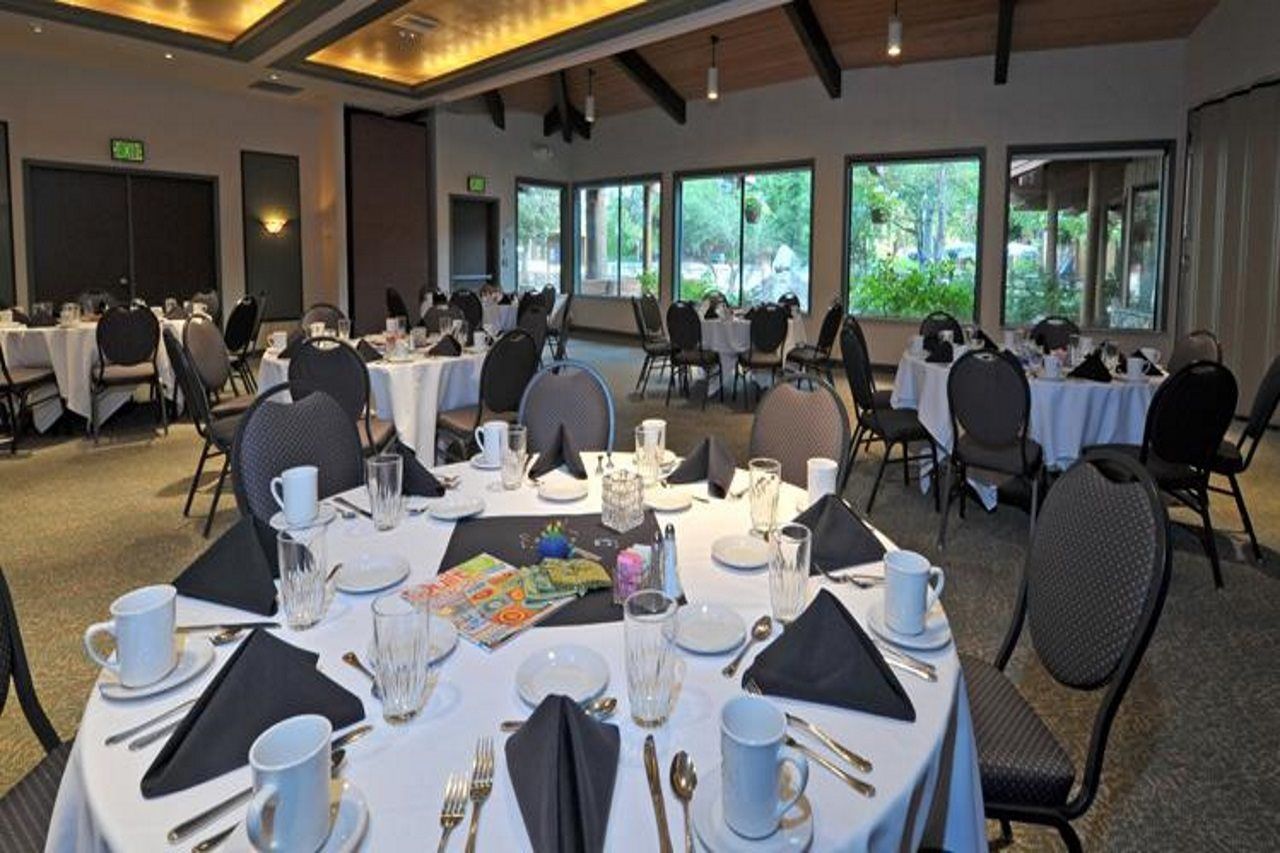 Shilo Inn Suites Hotel - Bend Exteriér fotografie